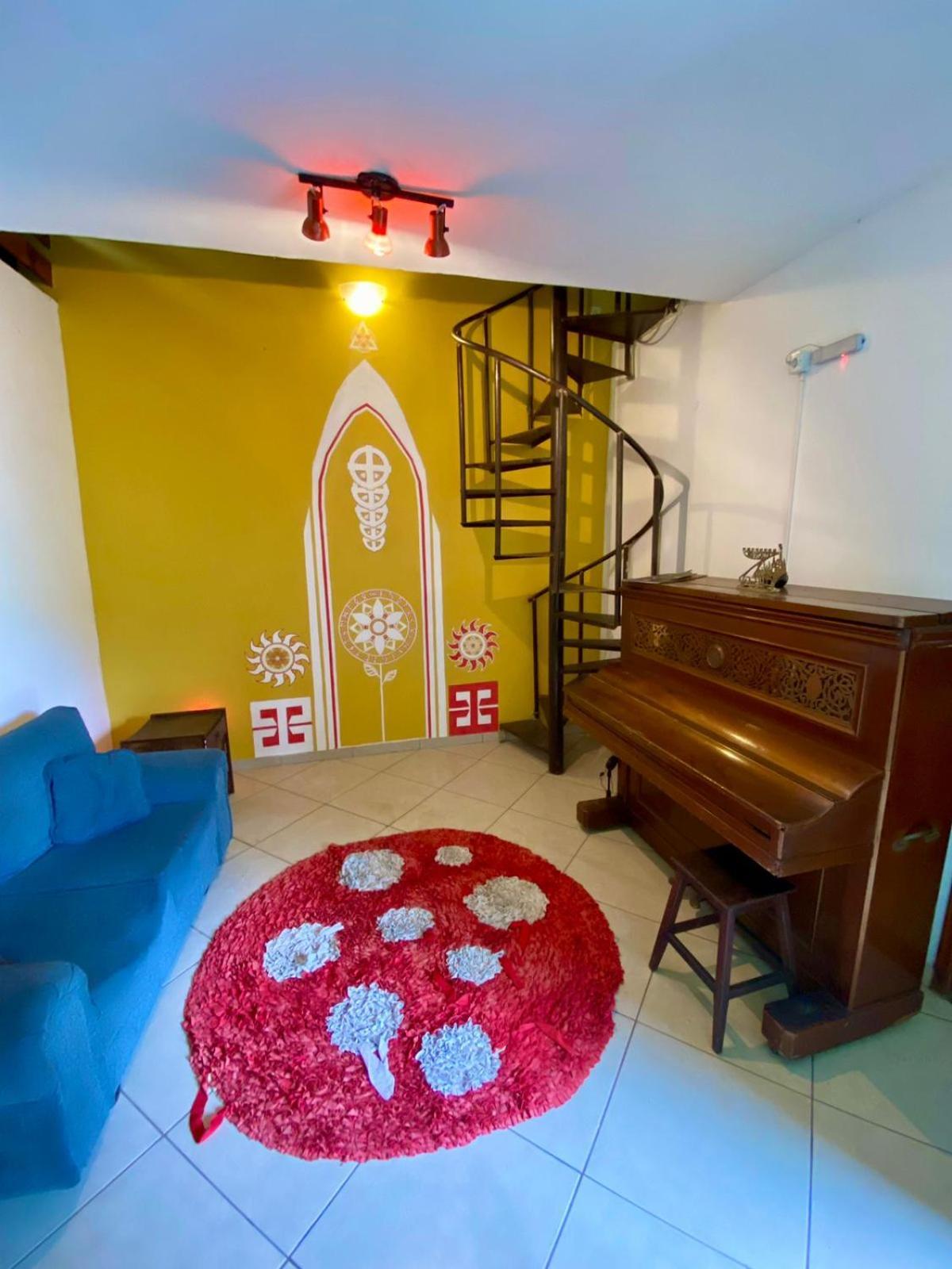 Hostel Дівінополіс Екстер'єр фото