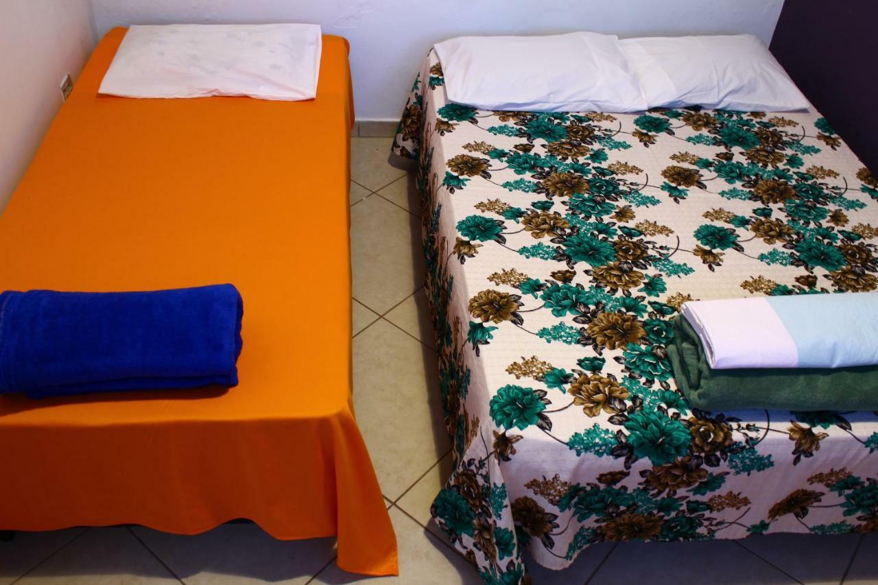 Hostel Дівінополіс Екстер'єр фото
